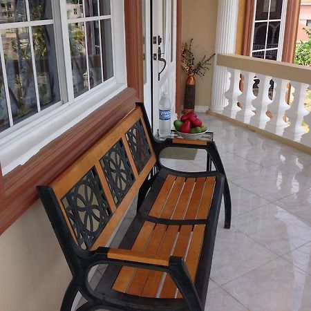מונטגו ביי Cazwin Villas מראה חיצוני תמונה