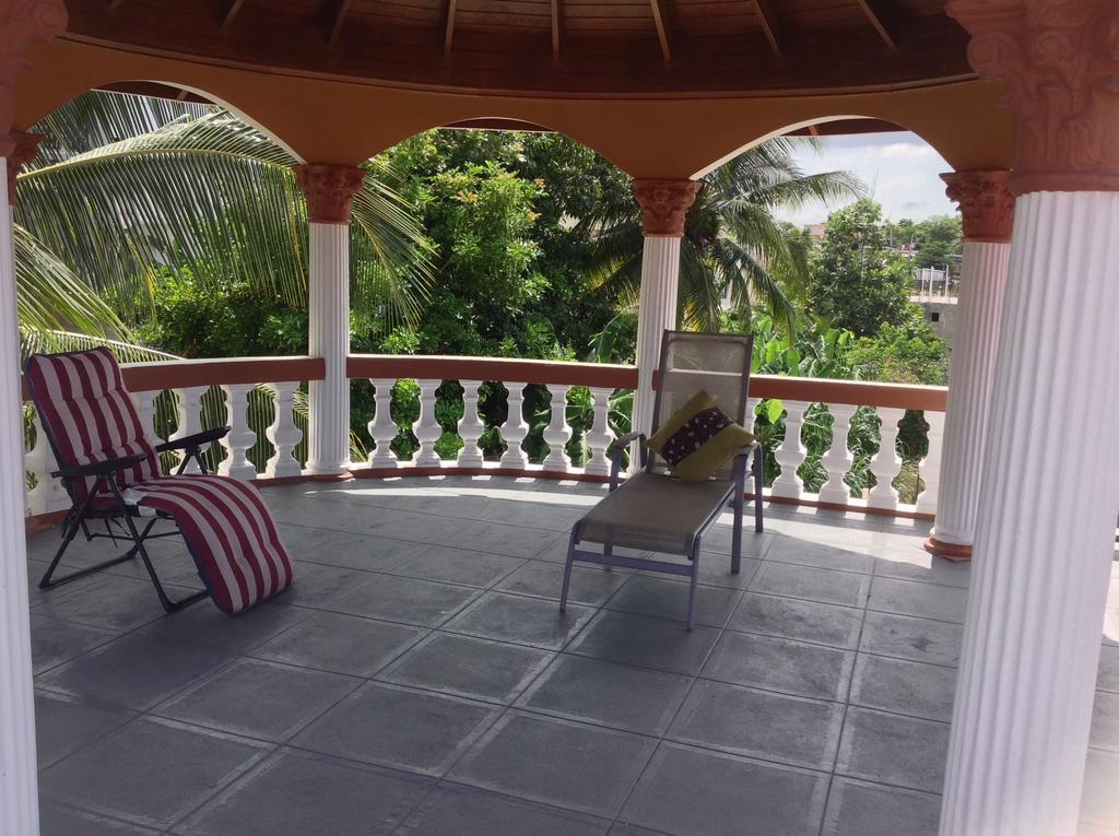 מונטגו ביי Cazwin Villas מראה חיצוני תמונה