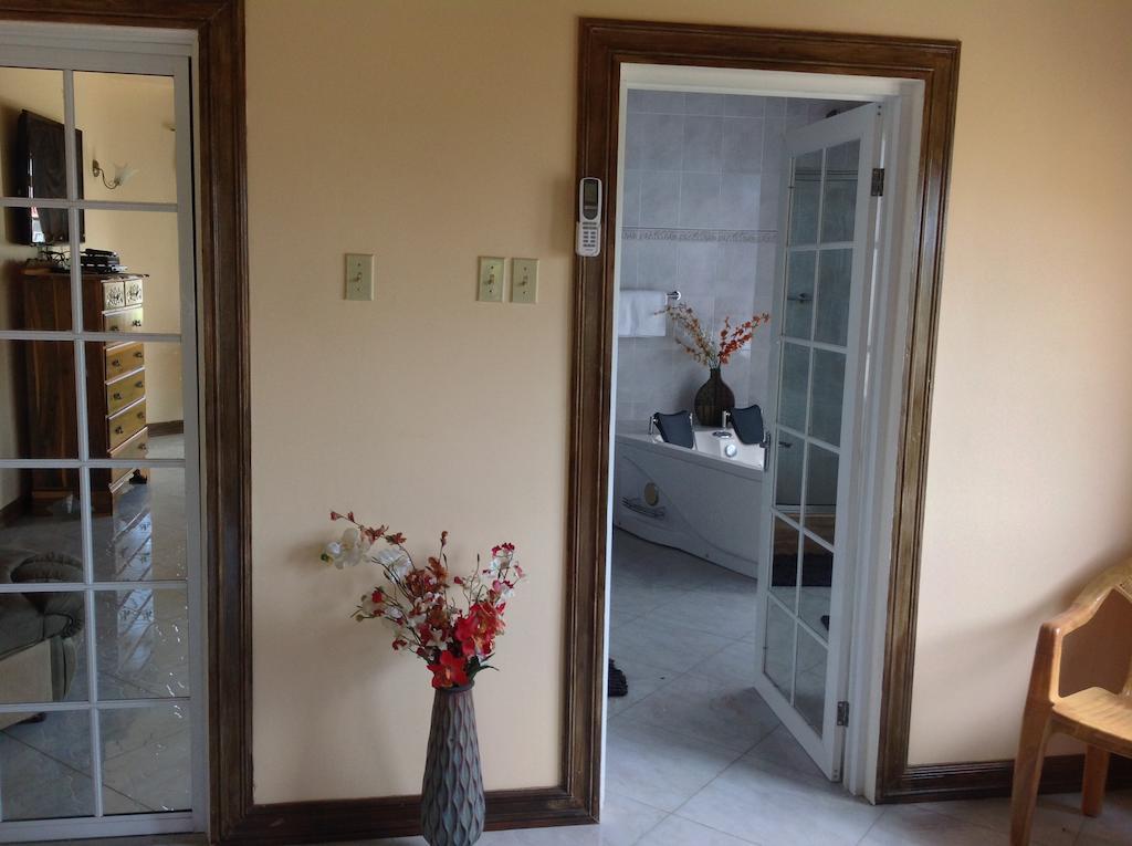 מונטגו ביי Cazwin Villas חדר תמונה