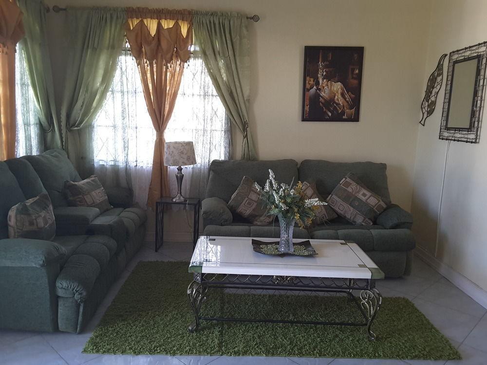 מונטגו ביי Cazwin Villas מראה חיצוני תמונה