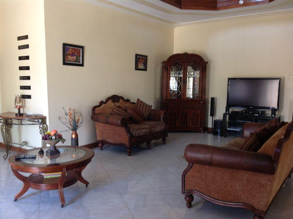 מונטגו ביי Cazwin Villas מראה חיצוני תמונה