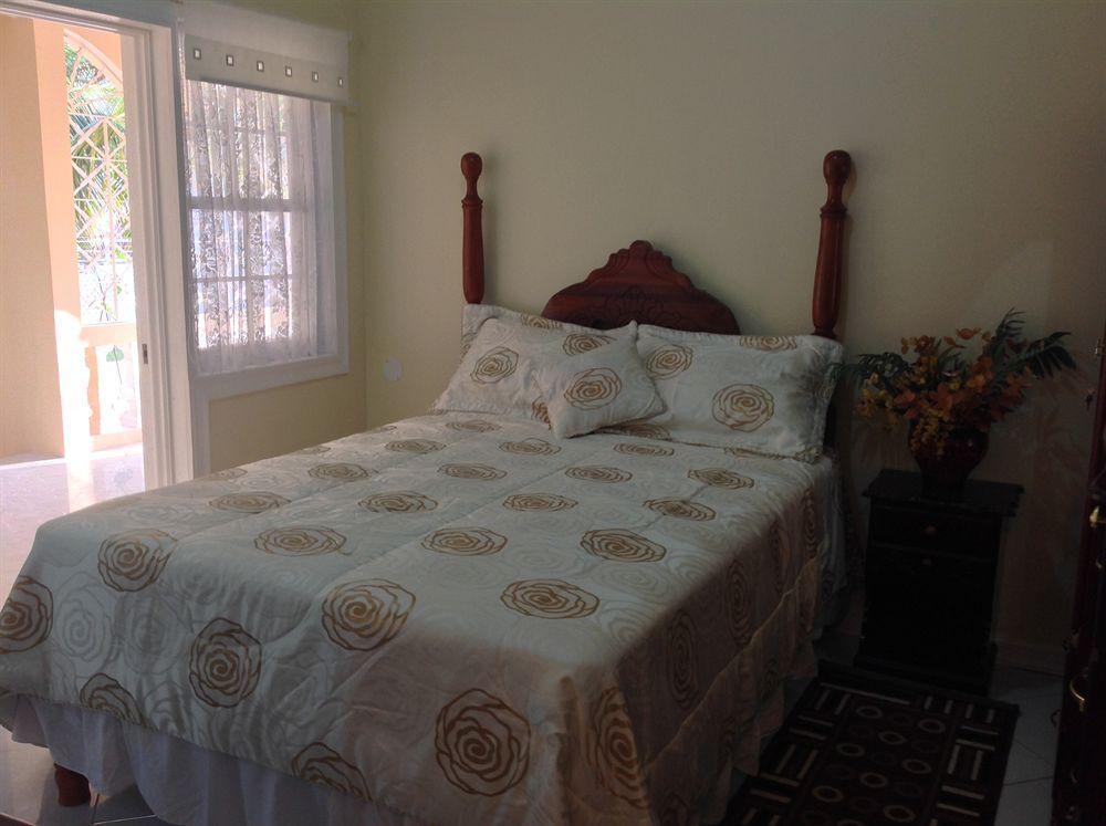 מונטגו ביי Cazwin Villas מראה חיצוני תמונה
