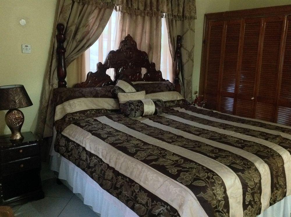 מונטגו ביי Cazwin Villas מראה חיצוני תמונה