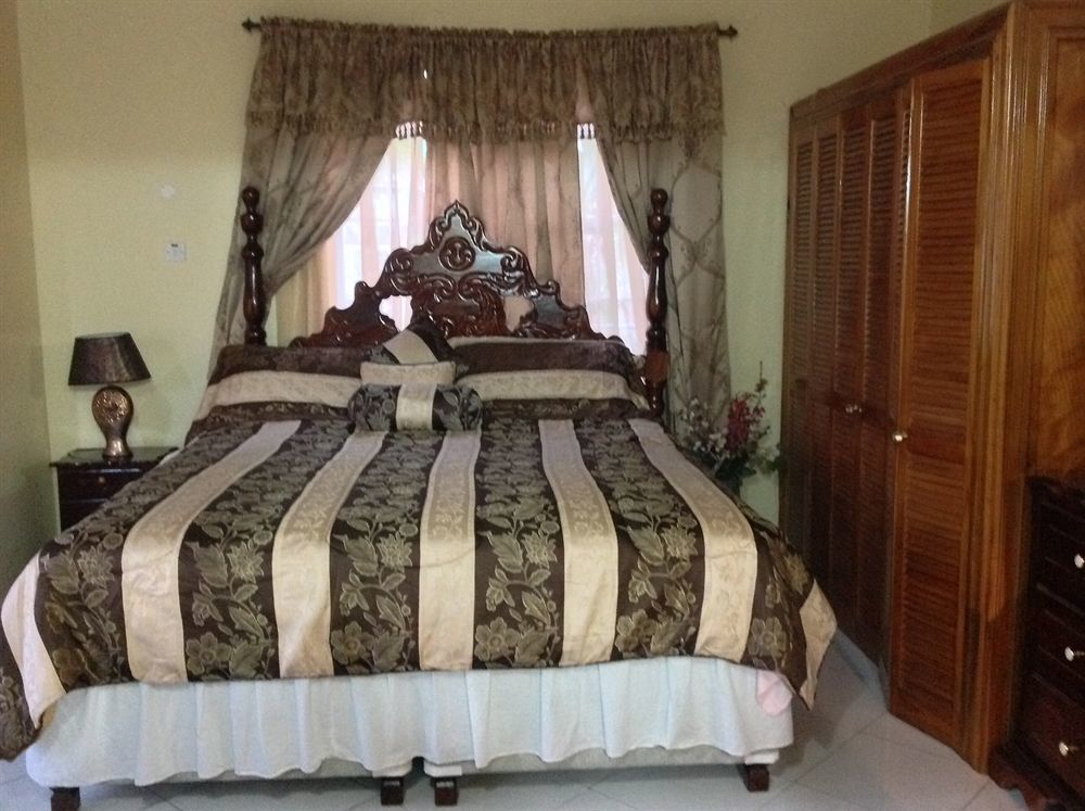 מונטגו ביי Cazwin Villas מראה חיצוני תמונה
