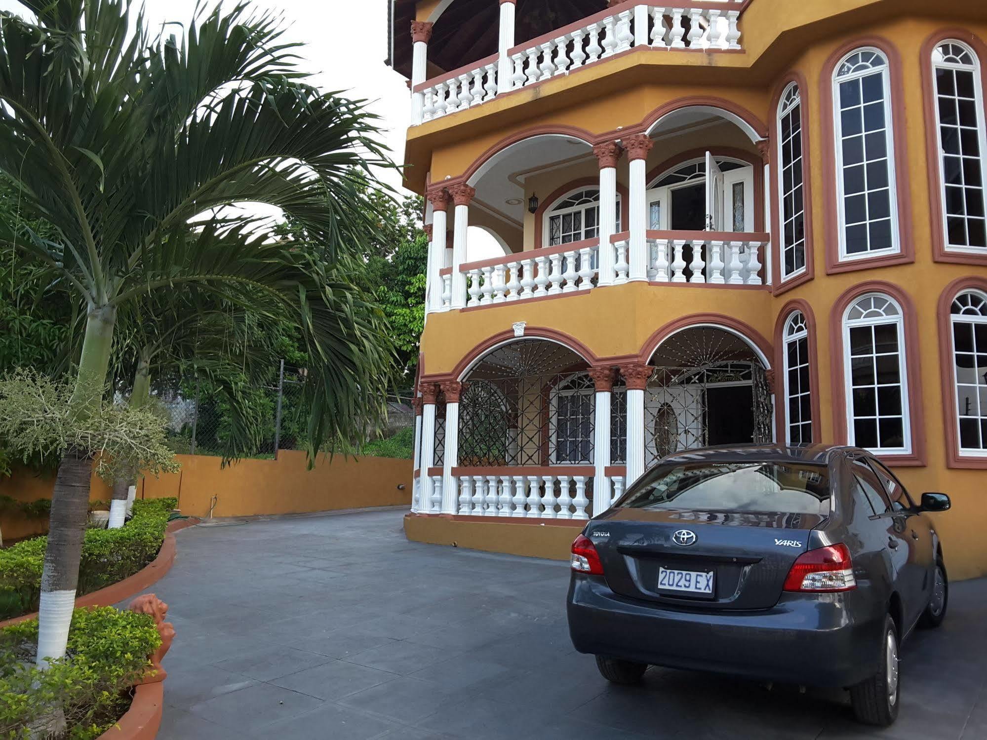 מונטגו ביי Cazwin Villas מראה חיצוני תמונה