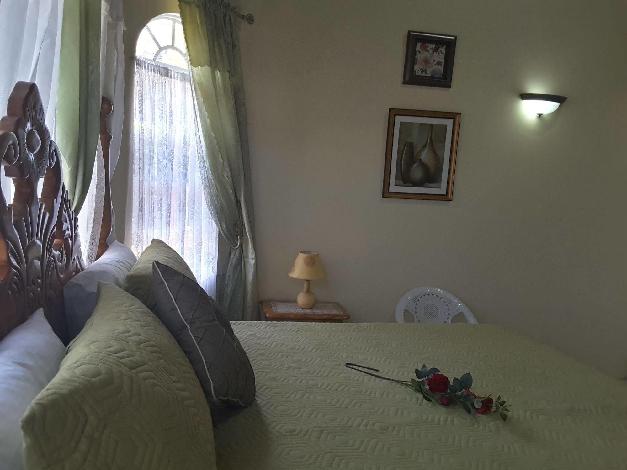 מונטגו ביי Cazwin Villas מראה חיצוני תמונה